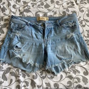 Hollister boyfriend short